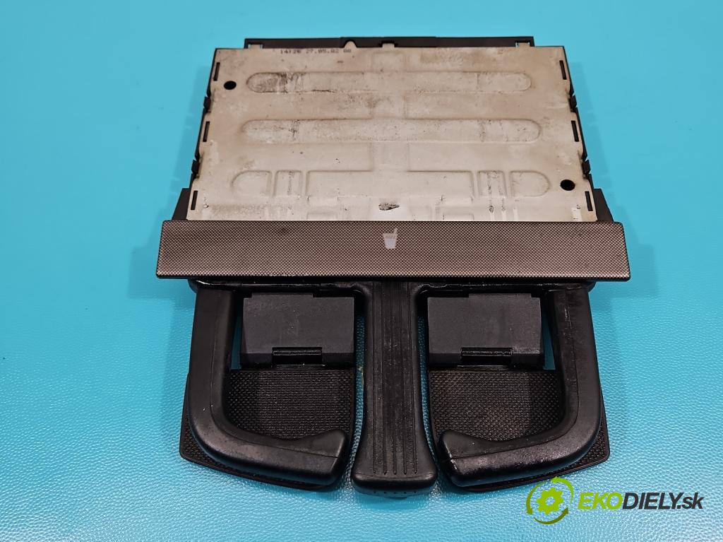 Vw Bora 1.9 TDI 101 HP manual 74 kW 1896 cm3 5- Rukojeť: na nápoje: 1J0858601D (Úchyt, držiak na nápoje)