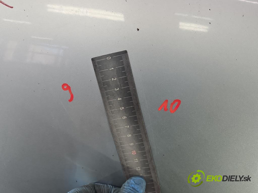 Vw Bora 1.9 TDI 101 HP manual 74 kW 1896 cm3 5- kapota predná