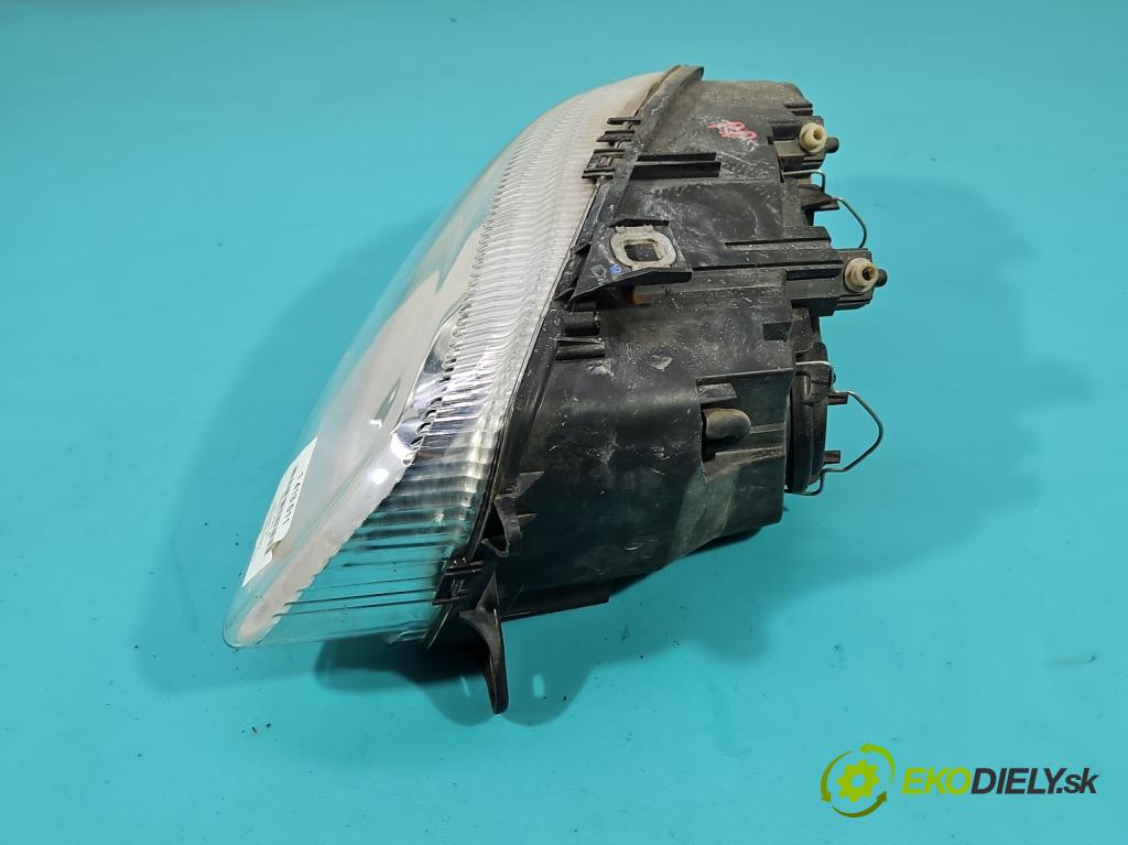 Alfa romeo Gt 1.9 JTD 150 HP manual 110 kW 1910 cm3 3- Reflektor: pravý  (Pravé)