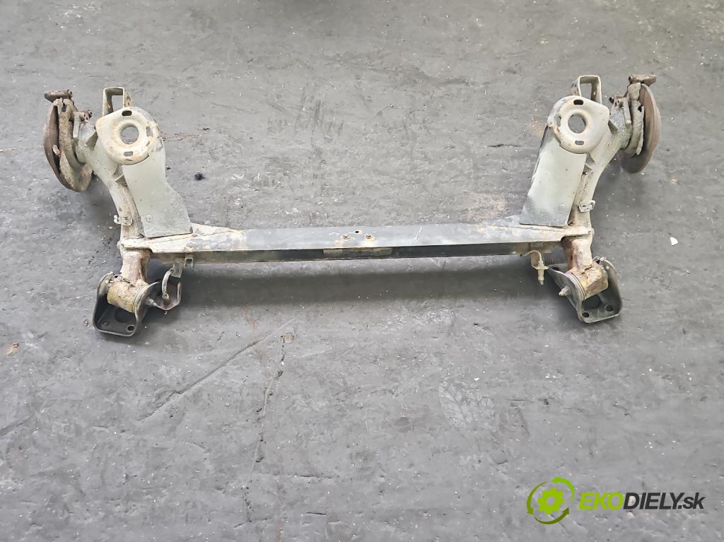 Vw Golf IV 1997-2003 1.9 TDI 131 hp manual 96 kW 1896 cm3 5- zadní výztuha  (Výztuhy zadní)