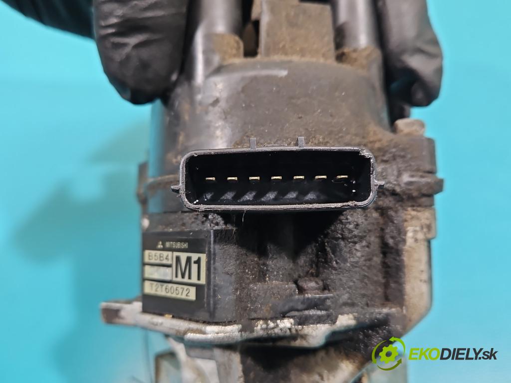 Mazda Demio 1.3 16v 63 hp manual 46 kW 1324 cm3 5- modul zapalovací T2T60572 (Rozdělovače)
