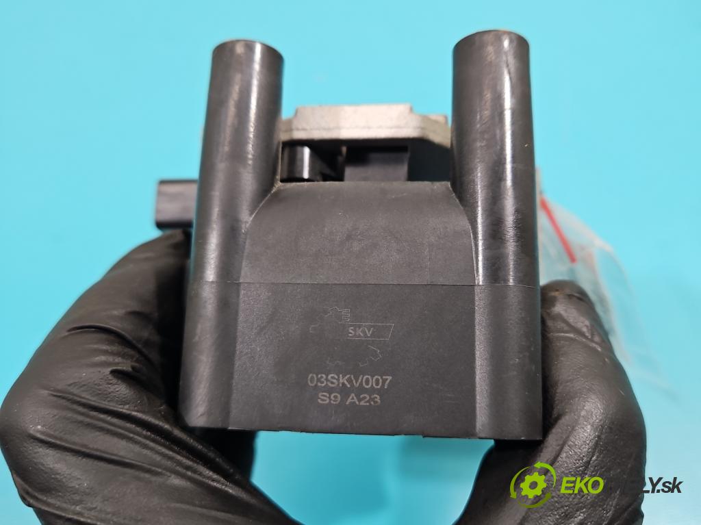 Audi A3 8L 1996-2003 1.6 8v 101 HP manual 74 kW 1595 cm3 3- cievka zapaľovacia  (Zapaľovacie cievky, moduly)