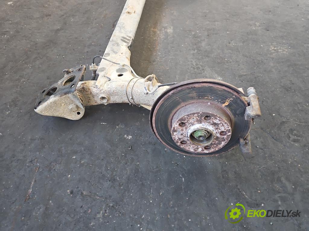 Audi A3 8L 1996-2003 1.6 8v 101 hp manual 74 kW 1595 cm3 3- zadní výztuha  (Výztuhy zadní)