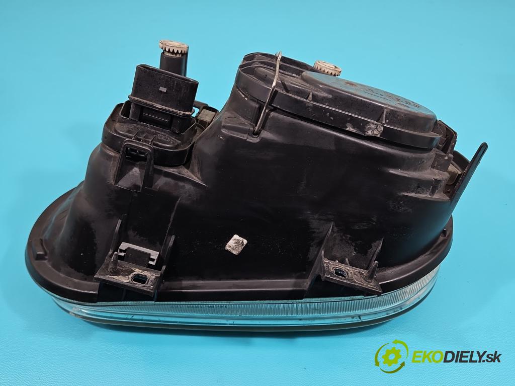 Vw Golf IV 1997-2003 1.9 tdi 110 HP automatic 81 kW 1896 cm3 5- Reflektor: pravý 1J1941016C (Pravé)