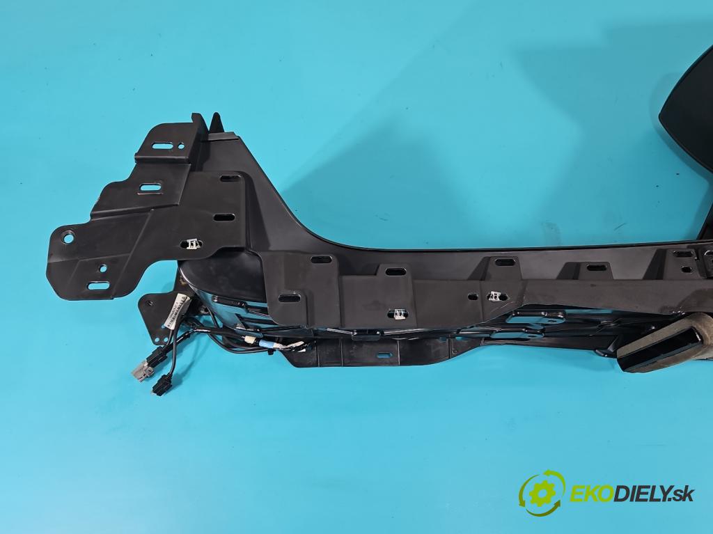 Tesla Model S 0.0b: 367hp automatic 270 kW 5- operadlo 1004815-07-B (Lakťové opierky)