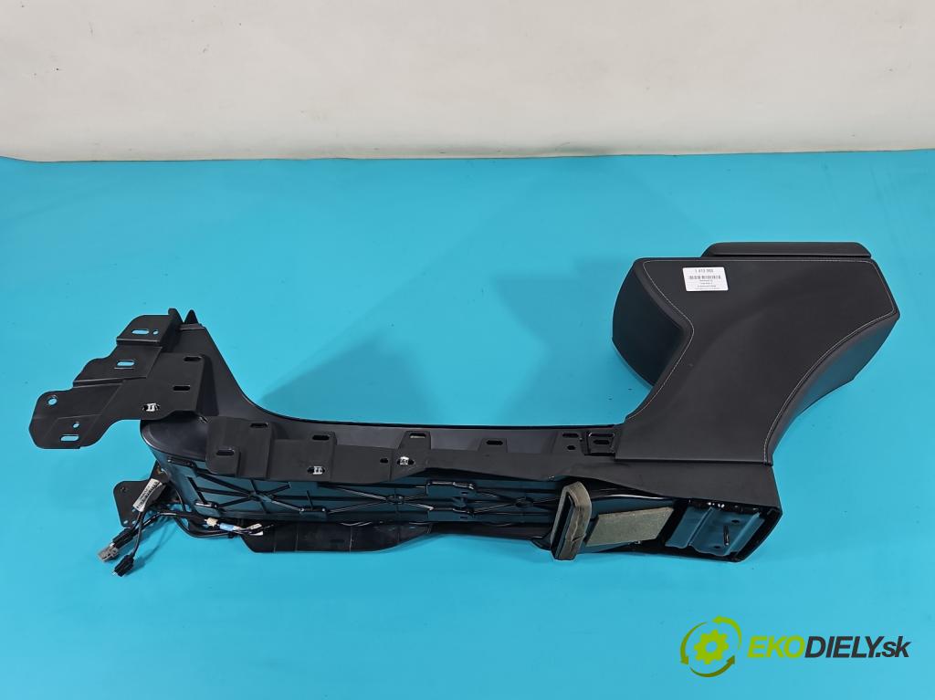 Tesla Model S 0.0b: 367hp automatic 270 kW 5- operadlo 1004815-07-B (Lakťové opierky)