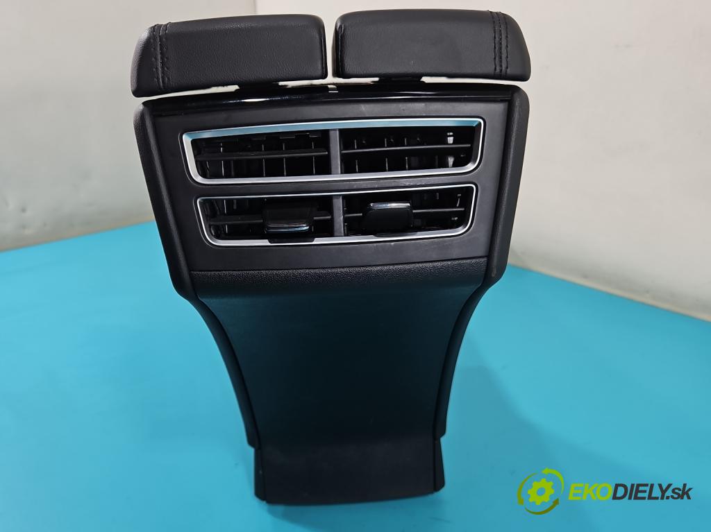 Tesla Model S 0.0b: 367hp automatic 270 kW 5- operadlo 1004815-07-B (Lakťové opierky)