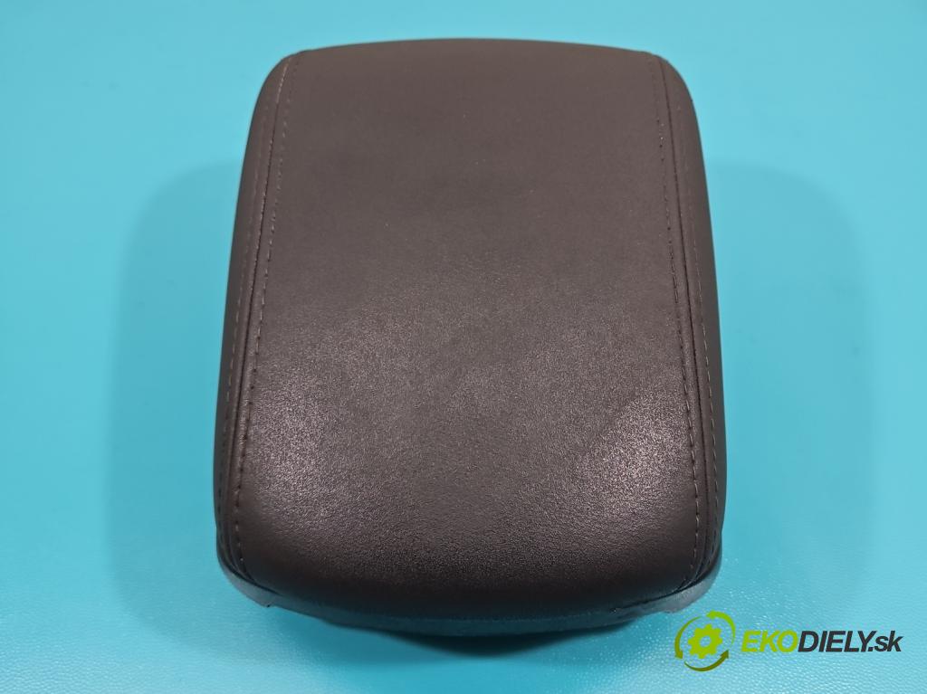 Volvo S40 II 2004-2012 2.4b 140 HP manual 103 kW 2435 cm3 4- operadlo  (Lakťové opierky)