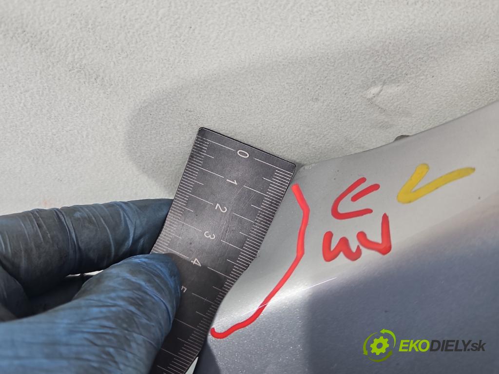 Hyundai Ix35 2.0 16V 163 hp manual 120 kW 1980 cm3 5- blatnik přední levý  (Predné ľavé)