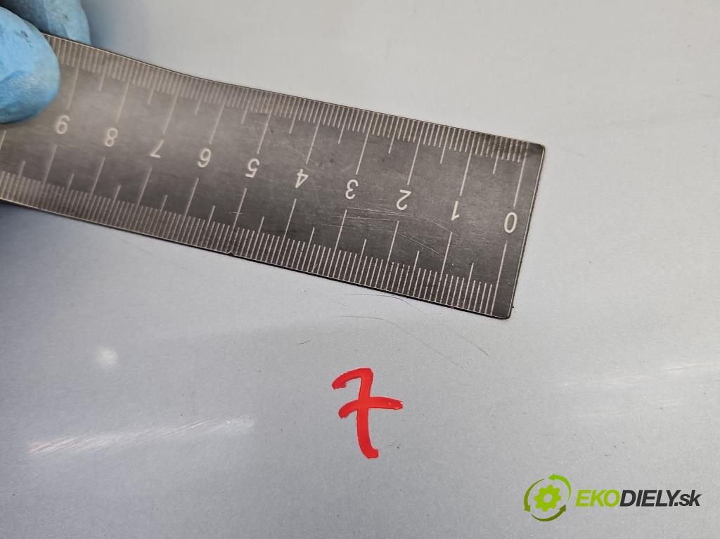 Opel Insignia A 2008-2017 1.6 T 179KM manual 132 kW 1598 cm3 4- zadní kufrové dveře (Zadní kapoty)