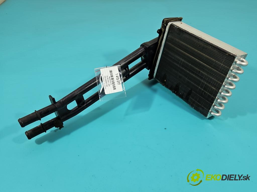 Fiat 500 2007-2020 1.2 8V 69KM manual 51 kW 1242 cm3 3- radiátor  (Radiátory topení)