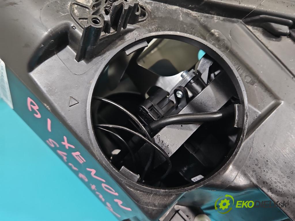 Opel Insignia A 2008-2017 1.6 T 179KM manual 132 kW 1598 cm3 4- Reflektor: pravý 1ZT009631 (Pravé)