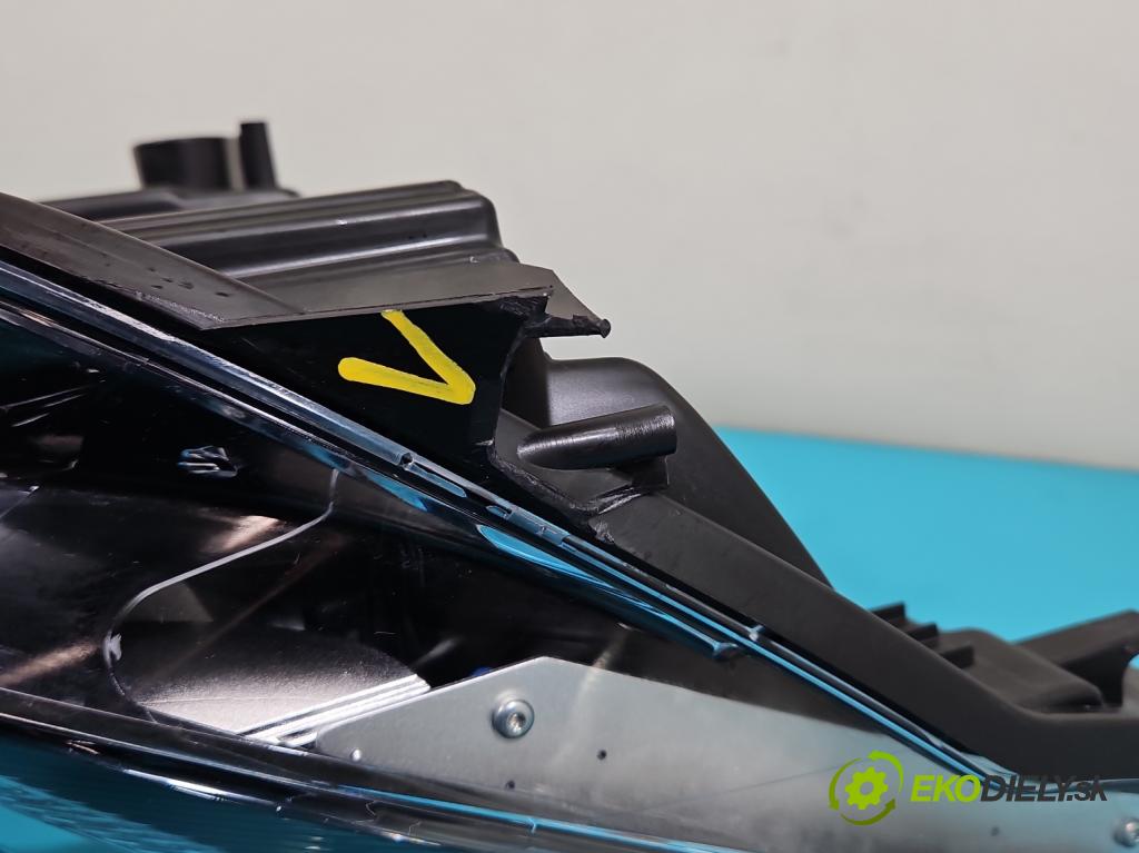 Opel Insignia A 2008-2017 1.6 T 179KM manual 132 kW 1598 cm3 4- Reflektor: pravý 1ZT009631 (Pravé)