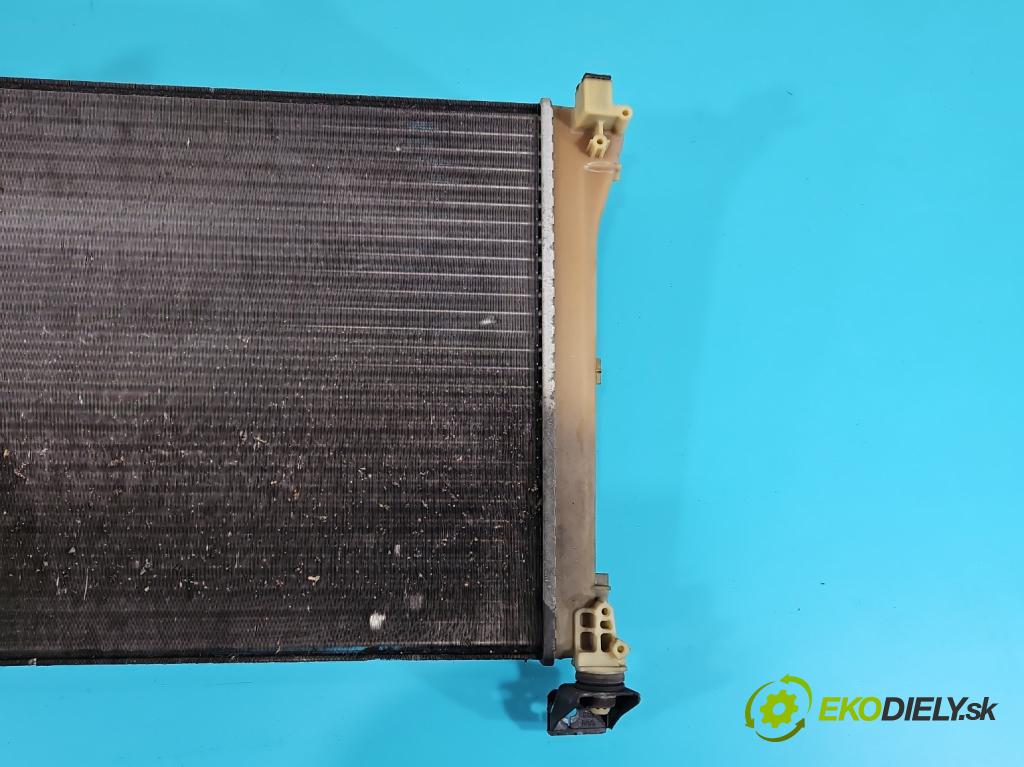 Fiat 500 2007-2020 1.2 8V 69KM manual 51 kW 1242 cm3 3- Chladič vody  (Chladiče vody)