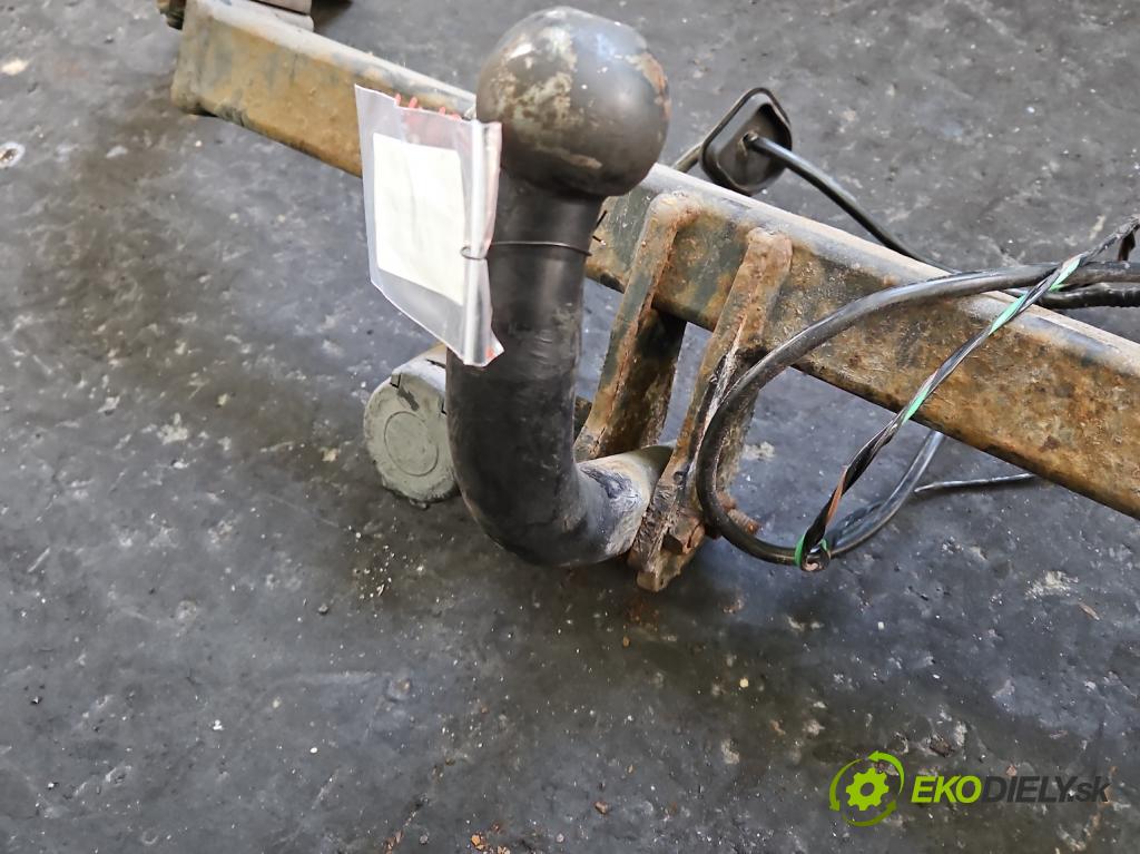 Fiat 500 2007-2020 1.2 8V 69KM manual 51 kW 1242 cm3 3- oko tažné  (Tažná zařízení)