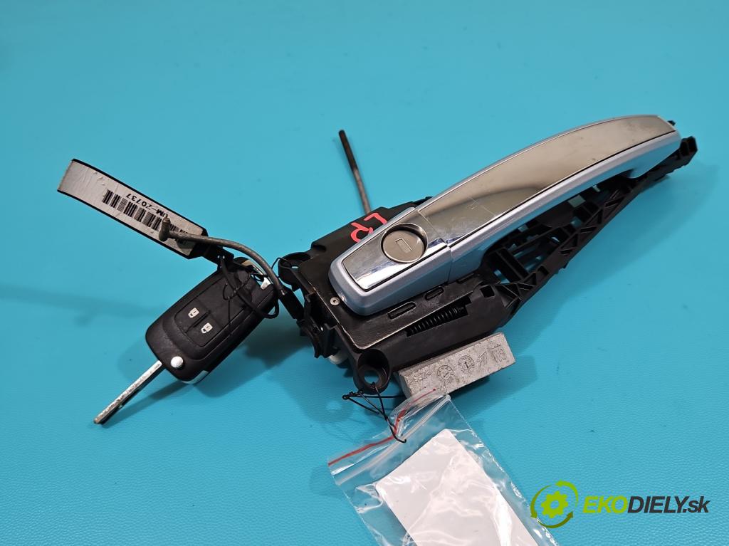 Opel Insignia A 2008-2017 1.6 T 179KM manual 132 kW 1598 cm3 4- rukoväť predné ľavé mimo:  (Vonkajšie predné ľavé)