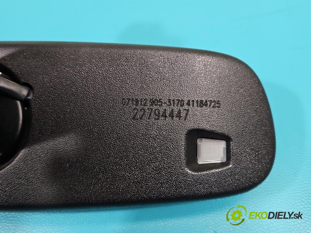 Opel Insignia A 2008-2017 1.6 T 179KM manual 132 kW 1598 cm3 4- zpětné zrcátko vnitřní 22794447 (Světla vnitřní)