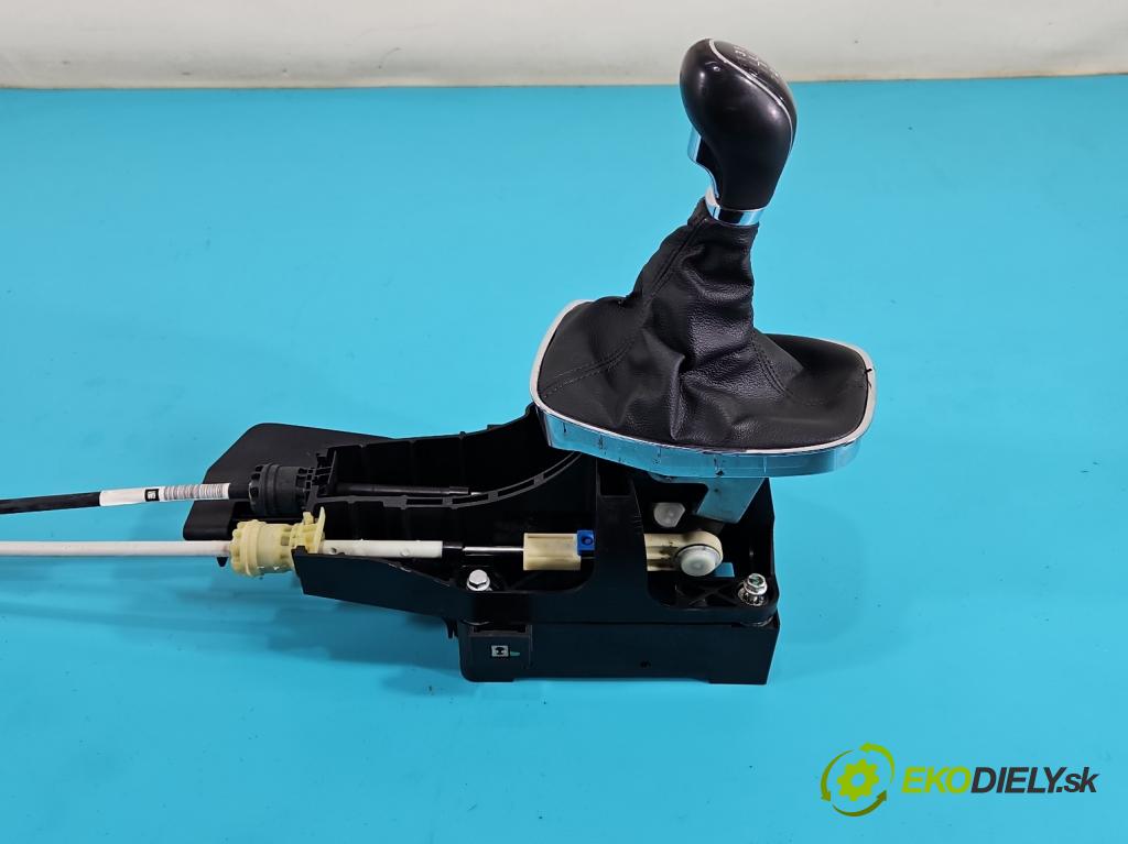 Opel Insignia A 2008-2017 1.6 T 179KM manual 132 kW 1598 cm3 4- Páka: Změny: stupeň,rýchlosť 13261545 (Rýchlostné páky / kulisy)