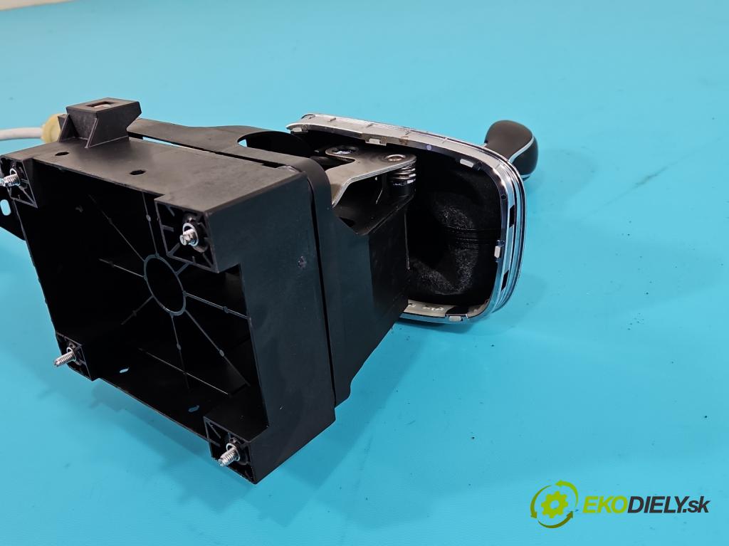 Opel Insignia A 2008-2017 1.6 T 179KM manual 132 kW 1598 cm3 4- Páka: Změny: stupeň,rýchlosť 13261545 (Rýchlostné páky / kulisy)