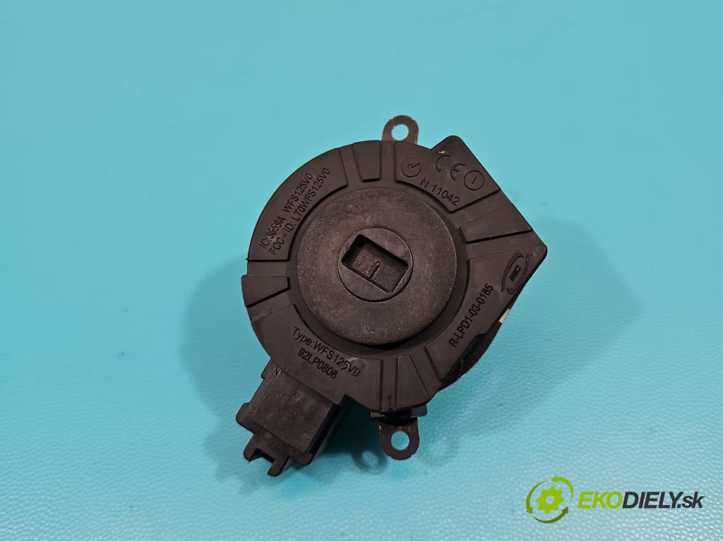 Volvo S40 II 2004-2012 2.4b 140 HP manual 103 kW 2435 cm3 4- Spínačka  (Spínacie skrinky a kľúče)