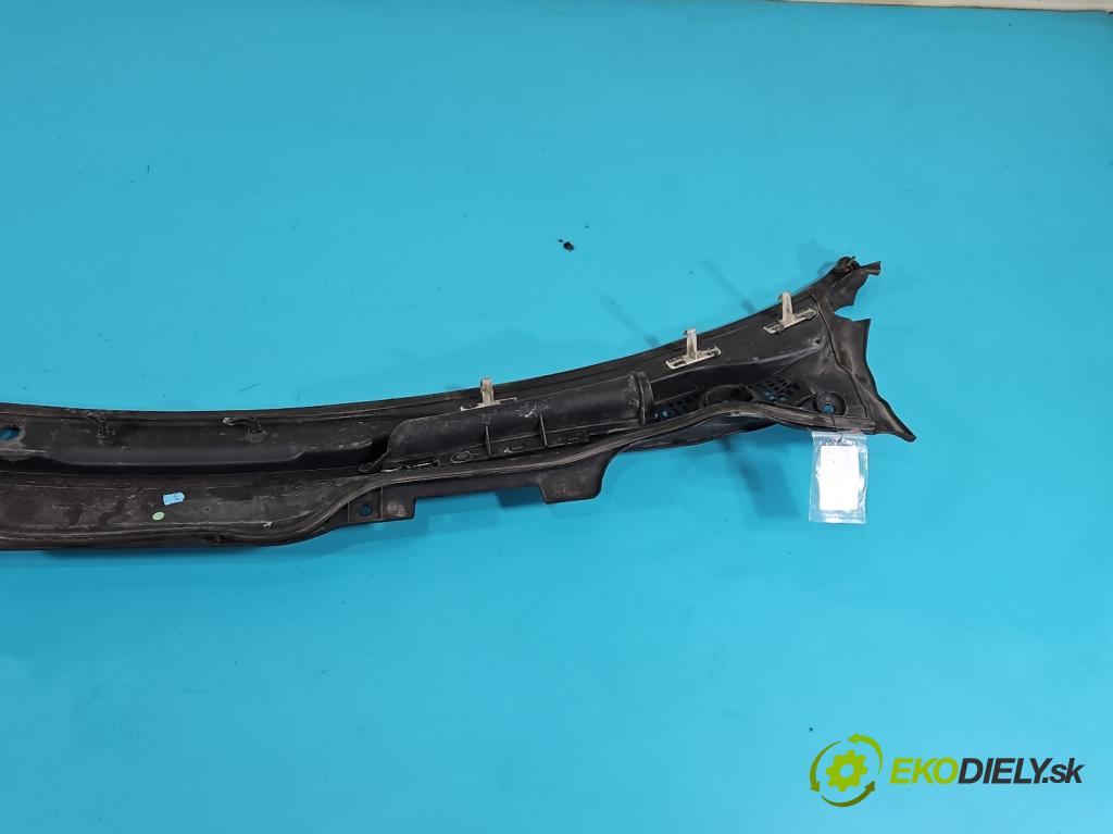 Volvo S40 II 2004-2012 2.4b 140 HP manual 103 kW 2435 cm3 4- torpédo  (Torpéda)