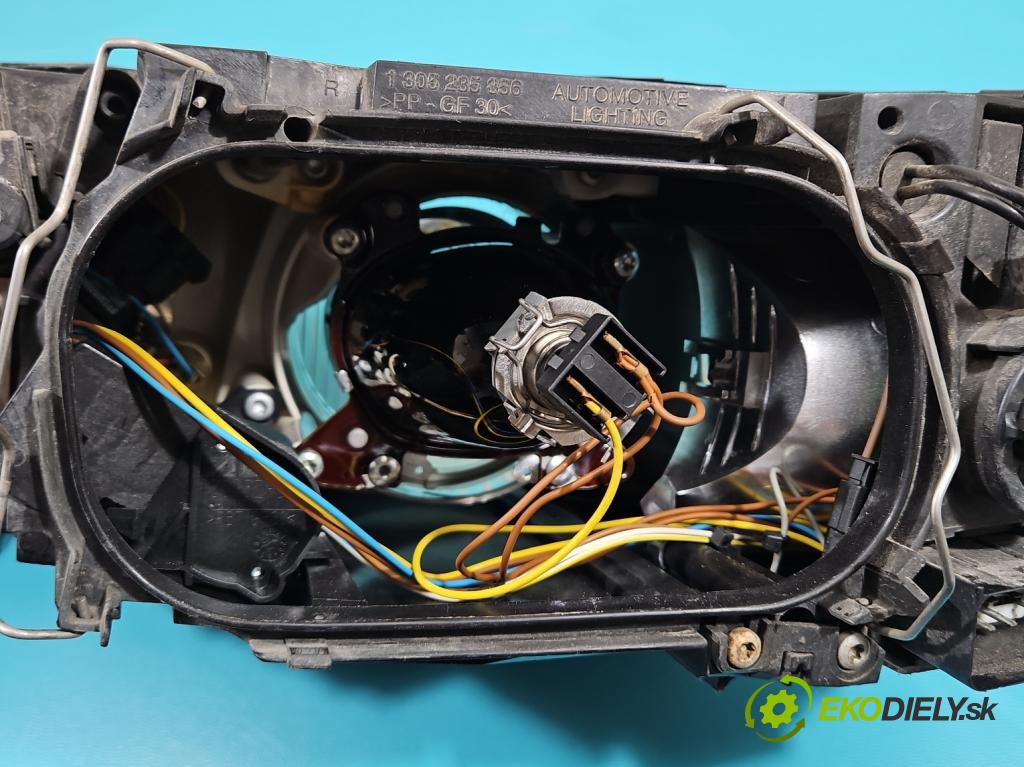 Volvo S40 II 2004-2012 2.4b 140 HP manual 103 kW 2435 cm3 4- Reflektor: pravý (Pravé)