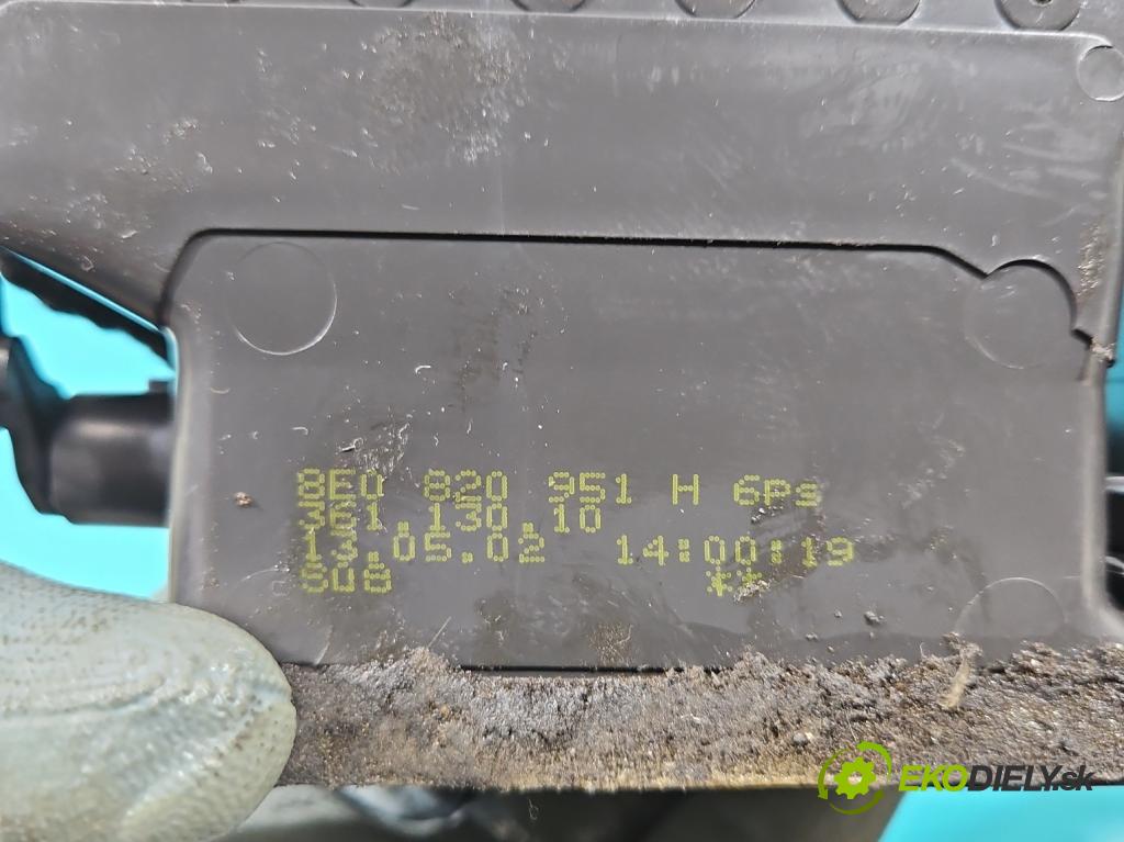 Audi A4 B6 2000-2004 1.9 tdi 131 HP manual 96 kW 1896 cm3 5- Mřížka: kúrenia stredová 8E0820951H (Mriežky kúrenia (fukáre))