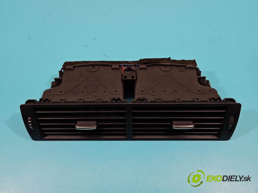 Audi A4 B6 2000-2004 1.9 tdi 131 HP manual 96 kW 1896 cm3 5- Mřížka: kúrenia stredová 8E0820951H (Mriežky kúrenia (fukáre))