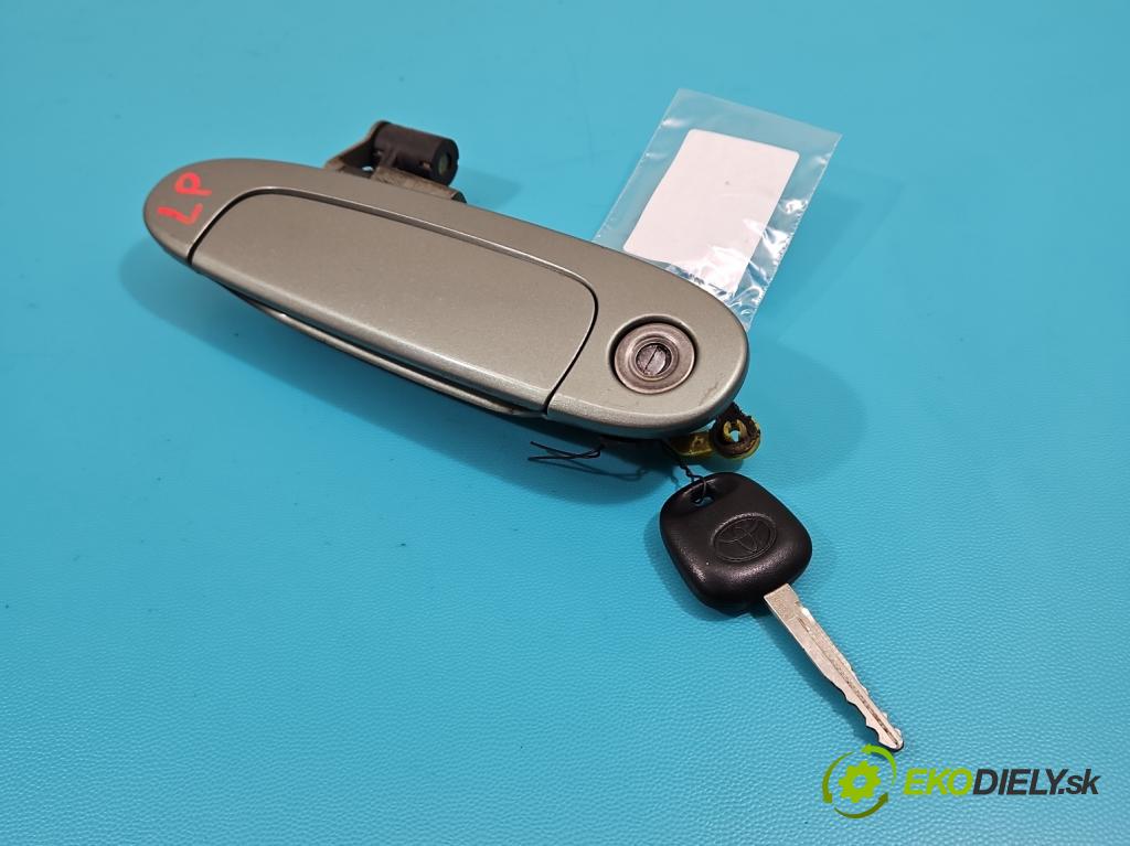 Toyota Yaris I 1999-2005 1.0 VVTI 65 HP manual 48 kW 998 cm3 3- rukoväť predné ľavé mimo:  (Vonkajšie predné ľavé)