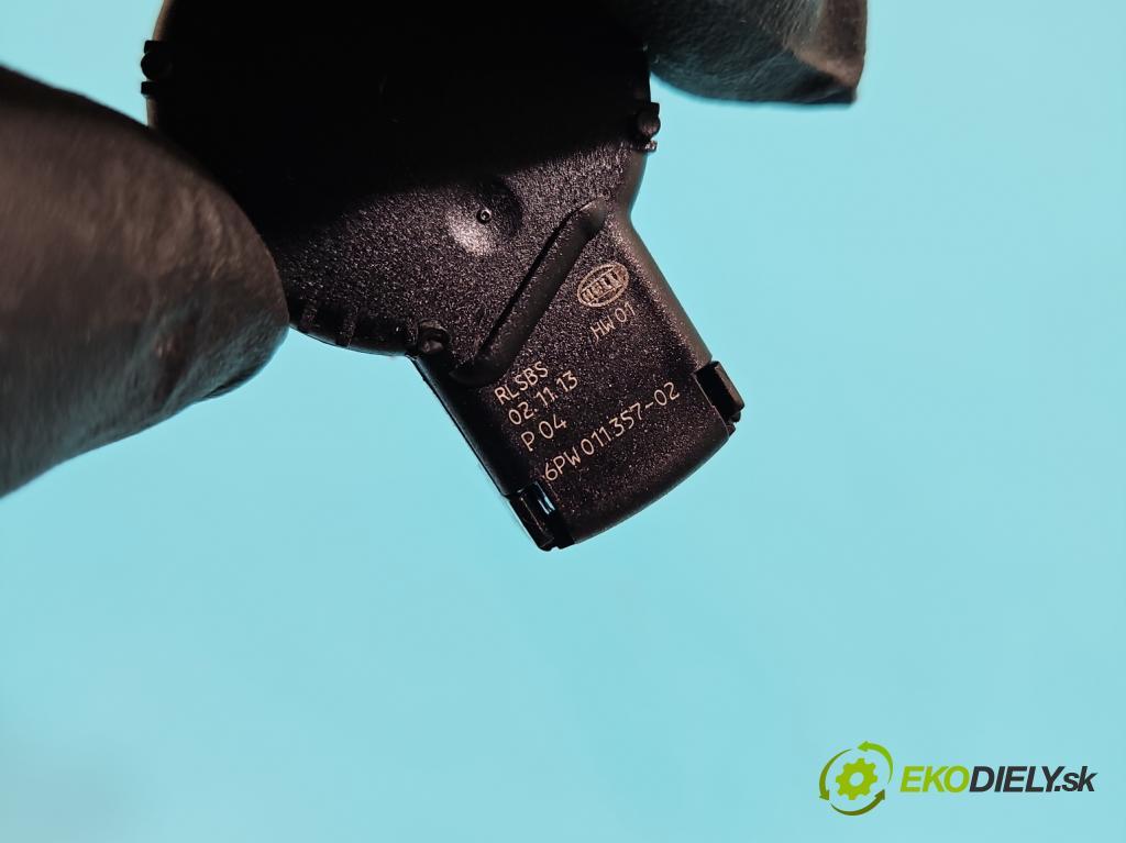 Tesla Model S 0.0b: 367hp automatic 270 kW  5- snímač déšť: 6PW011357-02 (Snímače dažďa)