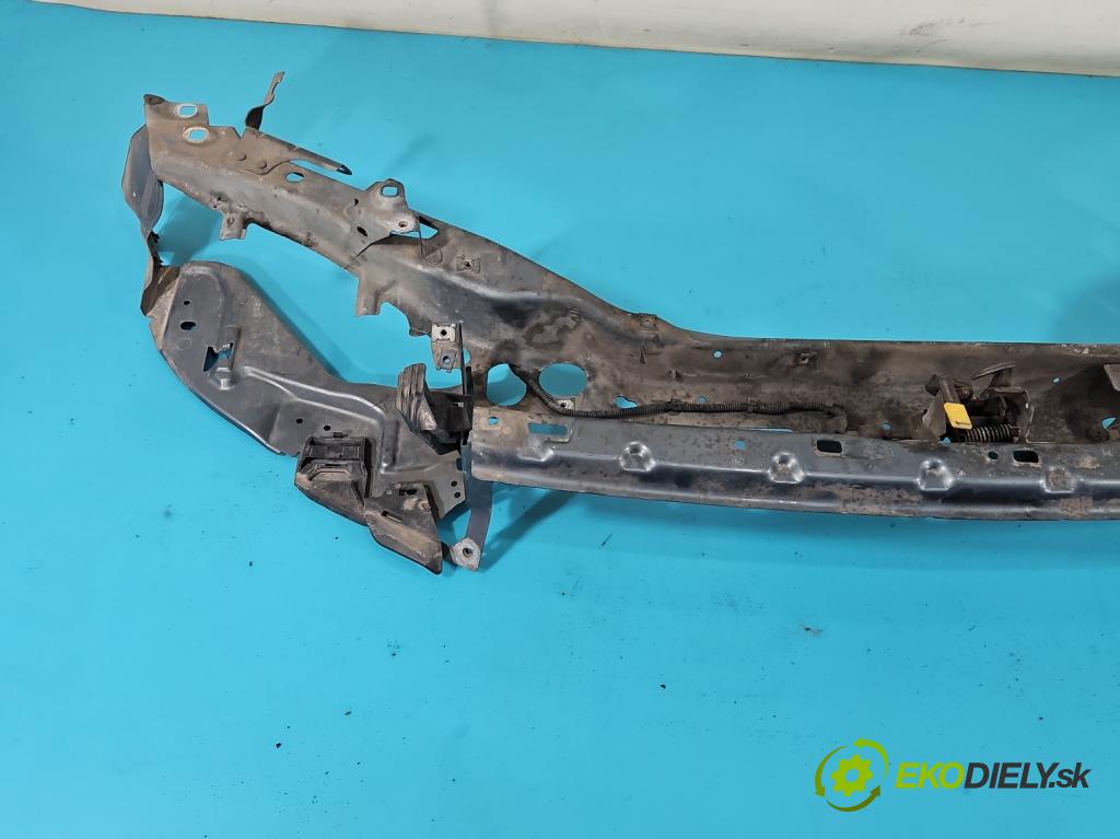 Volvo S40 II 2004-2012 2.4b 140 hp manual 103 kW 2435 cm3 4- stěna přední  (Výztuhy přední)