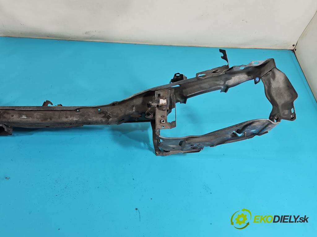 Volvo S40 II 2004-2012 2.4b 140 hp manual 103 kW 2435 cm3 4- stěna přední  (Výztuhy přední)