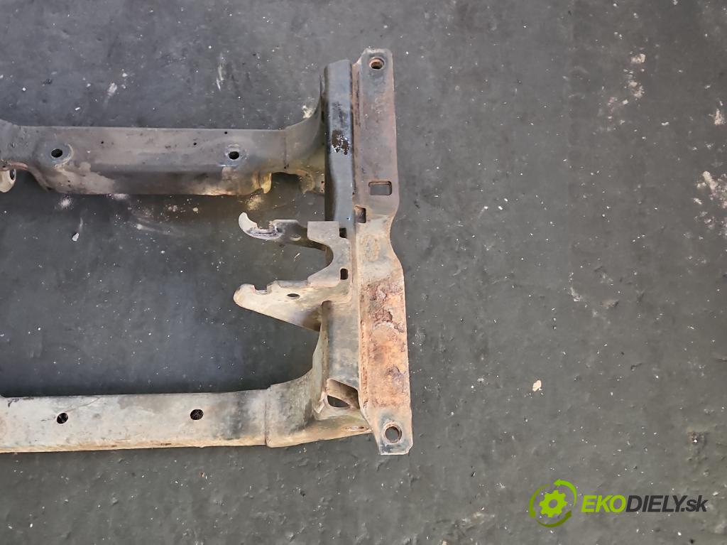 Jeep Cherokee KJ 2001-2008 3.7 V6 204 HP automatic 150 kW 3700 cm3 5- výstuha motora