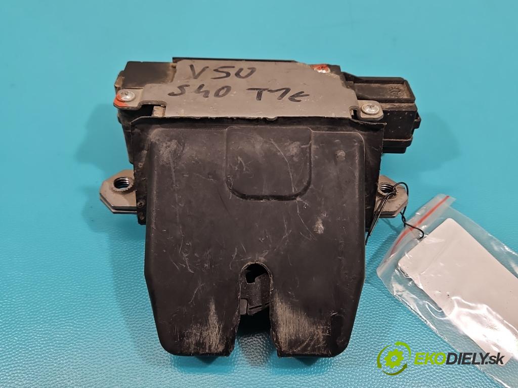 Volvo S40 II 2004-2012 2.4b 140 hp manual 103 kW 2435 cm3 4- zámek kufrových dveří zadní 4N51-A442A66-AN
