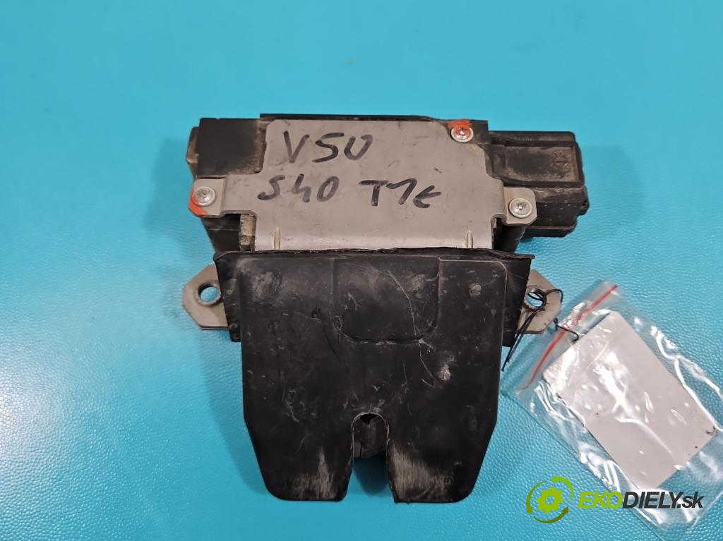 Volvo S40 II 2004-2012 2.4b 140 hp manual 103 kW 2435 cm3 4- zámek kufrových dveří zadní 4N51-A442A66-AN