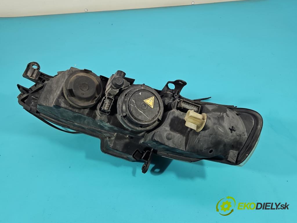 Opel Vectra B 1995-2002 1.8 16V 116 HP manual 85 kW 1796 cm3 5- Reflektor: pravý 09193244 (Pravé)