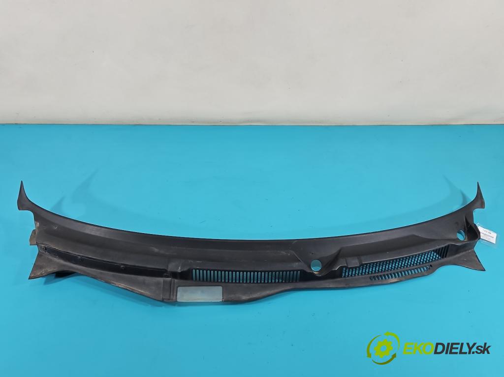 Vw Golf IV 1997-2003 1.6 SR 101 HP automatic 74 kW 1595 cm3 5- torpédo  (Torpéda)