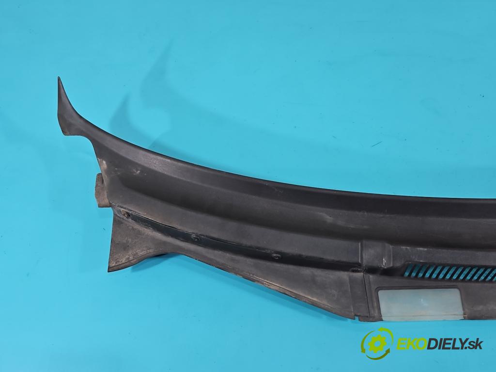 Vw Golf IV 1997-2003 1.6 SR 101 HP automatic 74 kW 1595 cm3 5- torpédo  (Torpéda)