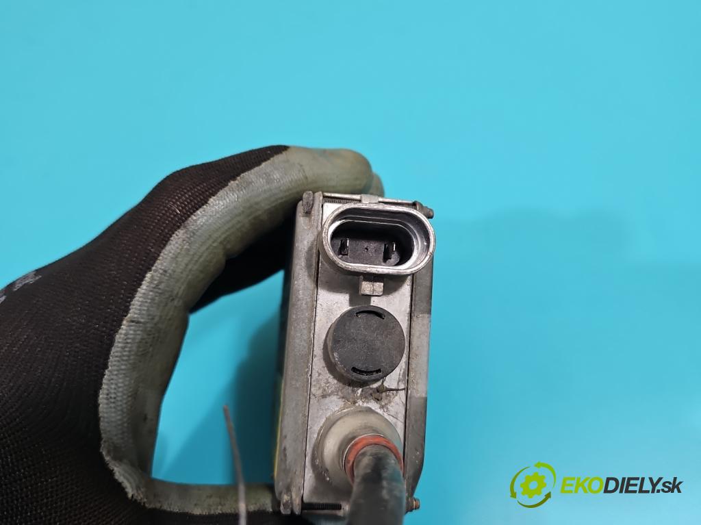 Audi A6 C5 1997-2004 2.5 TDI 179KM manual 132 kW 2496 cm3 4- střídač: xenon 5DV007760-15 (Riadiace jednotky xenónu)