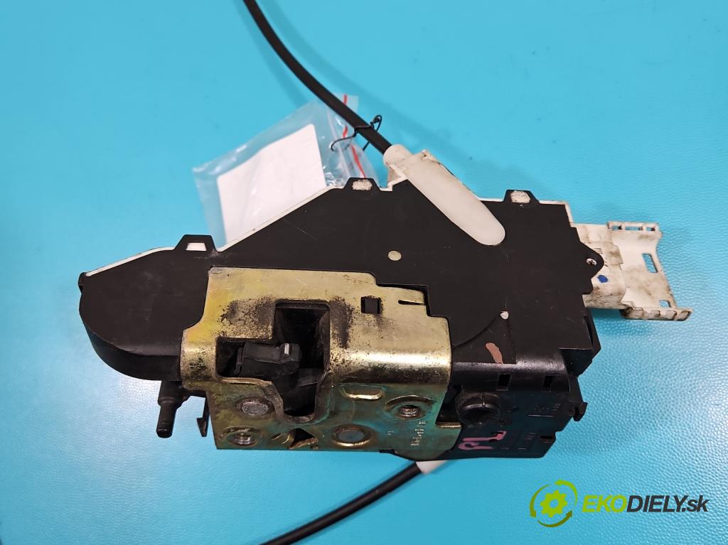 Citroen C4 I 2004-2011 1.6 16v 109 HP manual 80 kW 1587 cm3 5- zámok predné ľavý