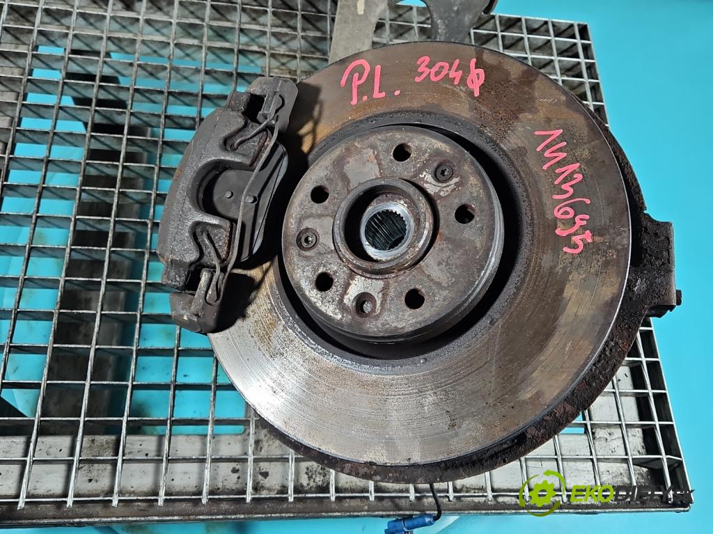 Citroen C5 II 2008-2017 2.0 hdi 140 HP manual 103 kW 1997 cm3 4- náboj ľavé  (Náboje)