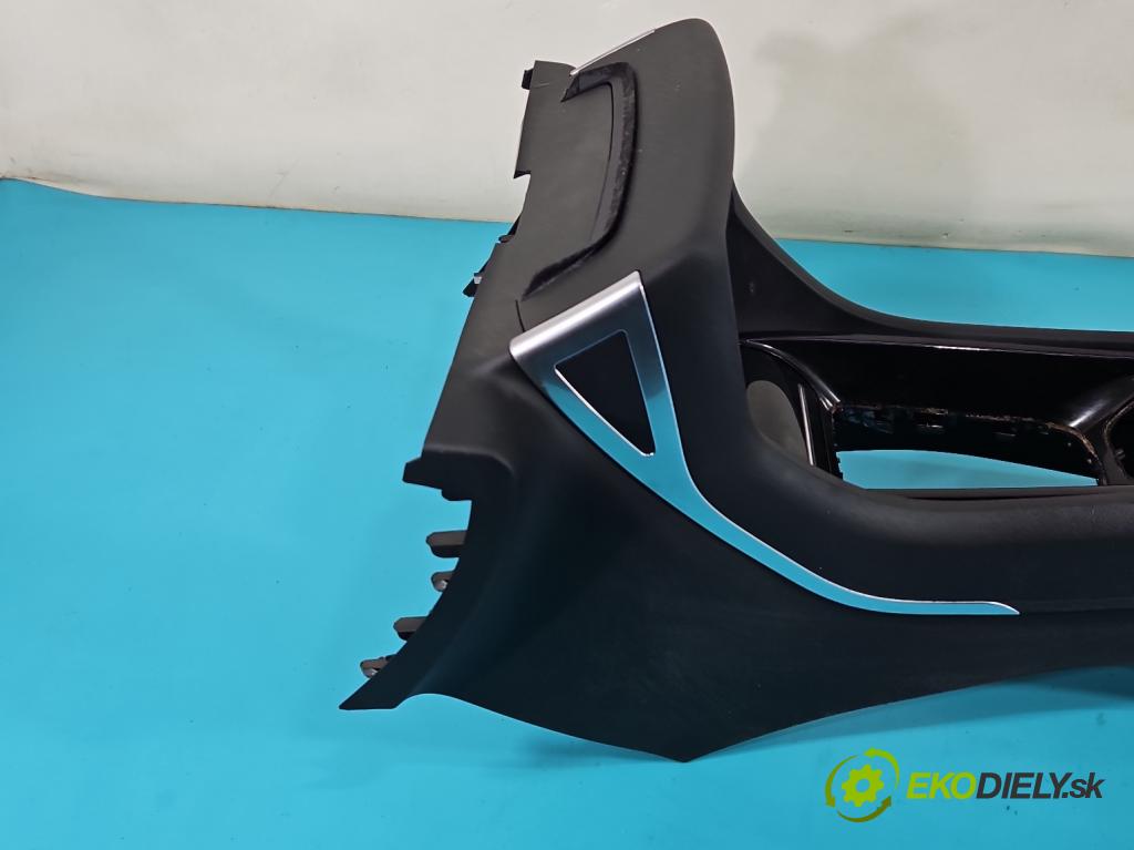 Citroen C5 II 2008-2017 2.0 hdi 140 HP manual 103 kW 1997 cm3 4- operadlo (Lakťové opierky)