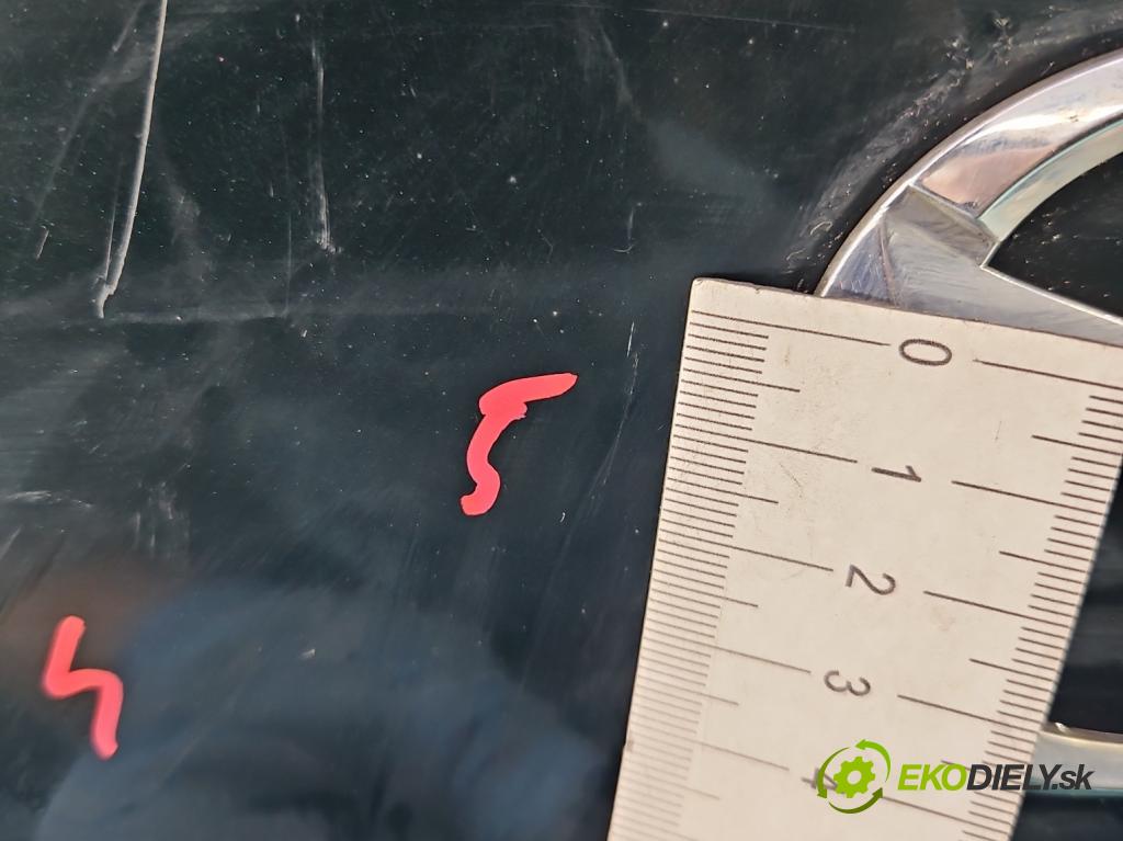 Mazda Premacy 1.8 16v 101 hp manual 74 kW 1840 cm3 5- zadní kufrové dveře  (Zadní kapoty)