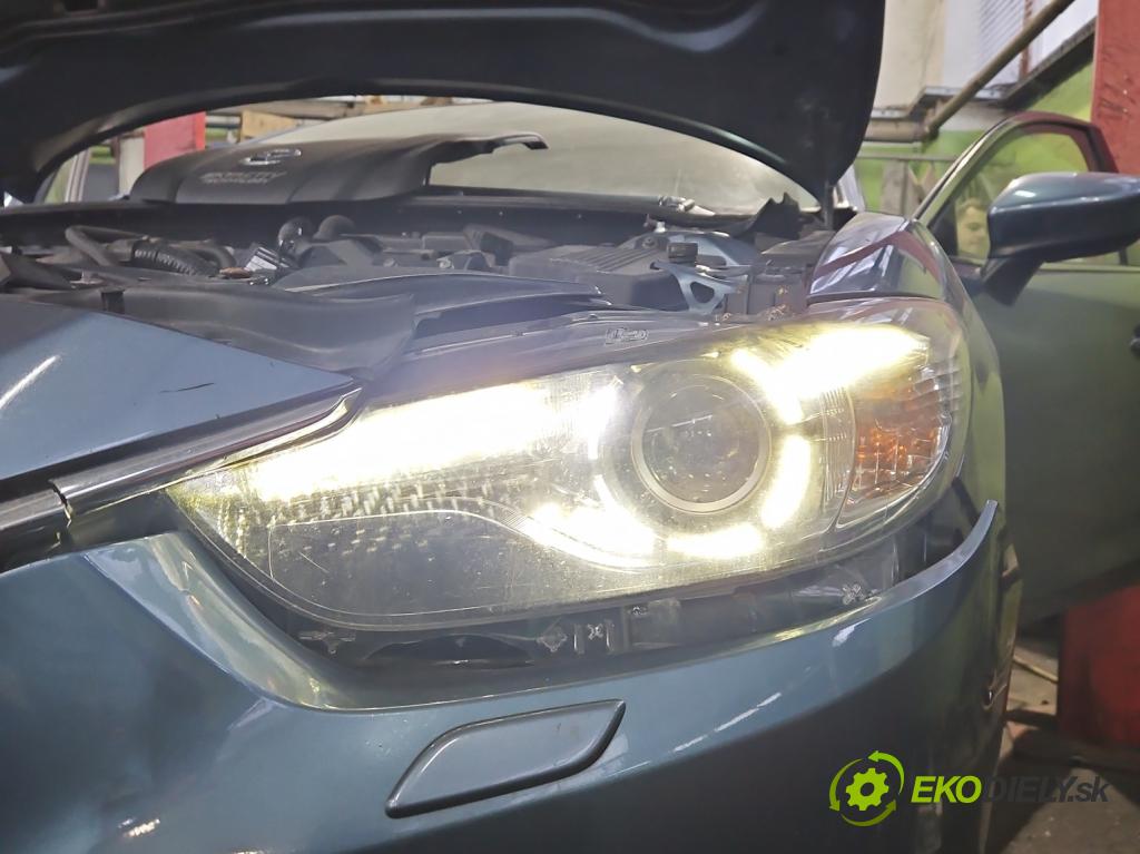 Mazda 6 III GJ 2012-2024 2.5 16V 192 HP automatic 141 kW 2488 cm3 4- Reflektor: ľavý  (Kľučka dverí ostatné)