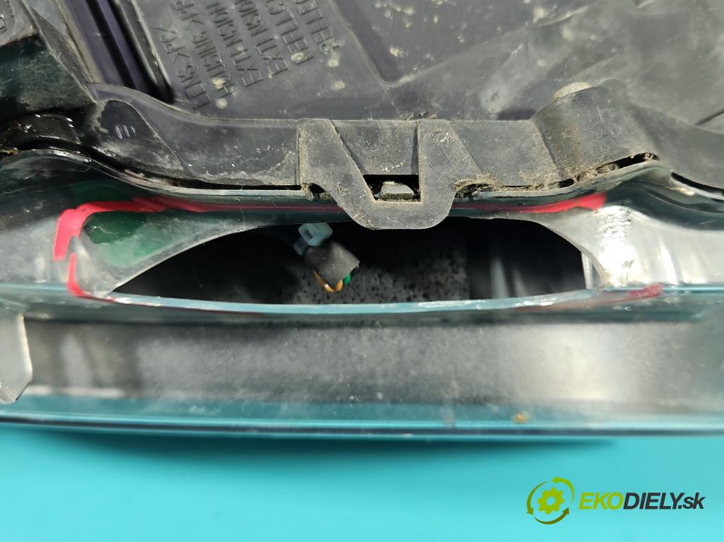 Mazda 6 III GJ 2012-2024 2.5 16V 192 hp automatic 141 kW 2488 cm3 4- světlo levý  (Klika dveří ostatní)