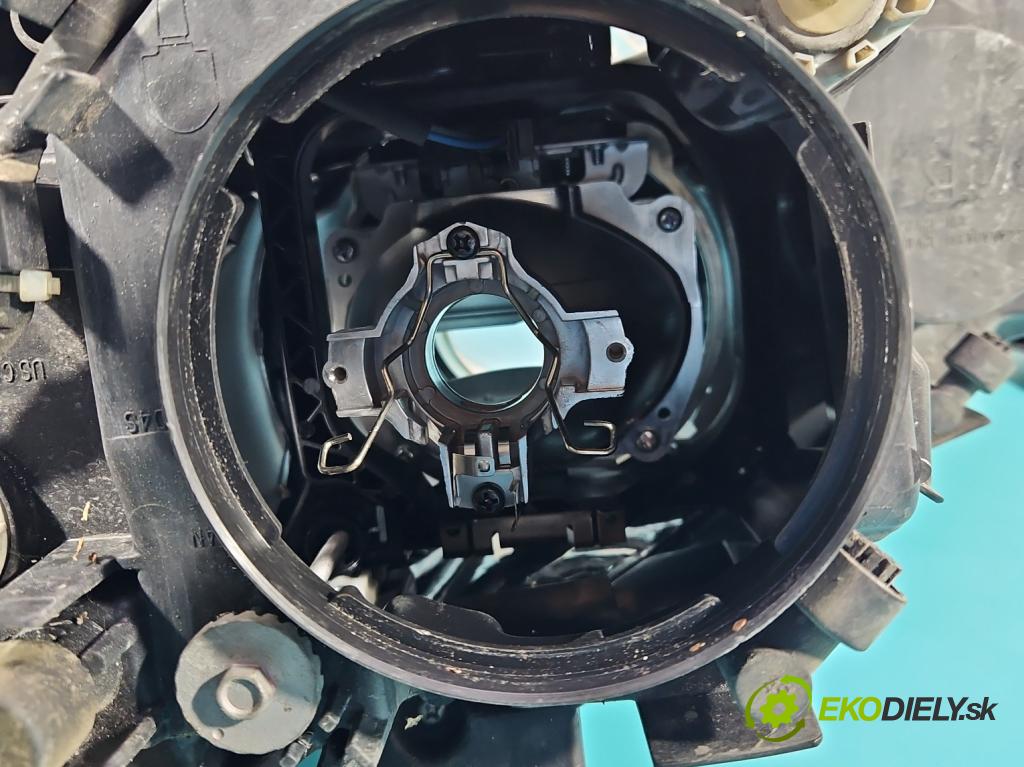 Mazda 6 III GJ 2013-2024 2.5 16V 192 HP automatic 141 kW 2488 cm3 4- Reflektor: pravý  (Pravé)