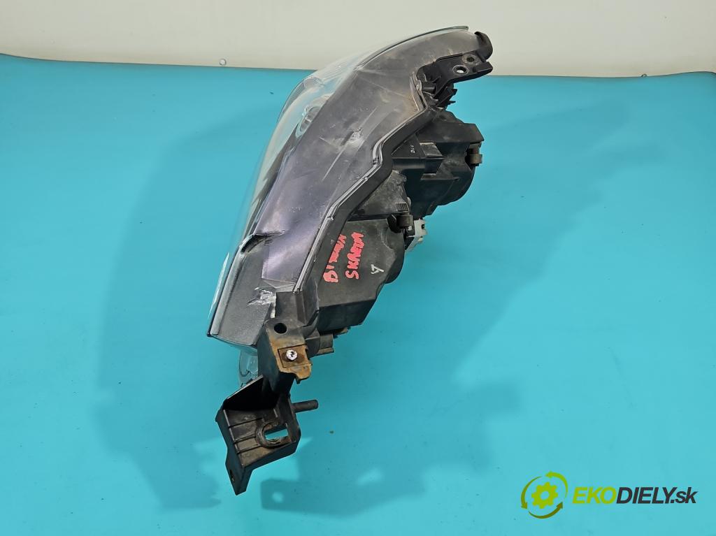 Mazda 6 III GJ 2013-2024 2.5 16V 192 HP automatic 141 kW 2488 cm3 4- Reflektor: pravý  (Pravé)