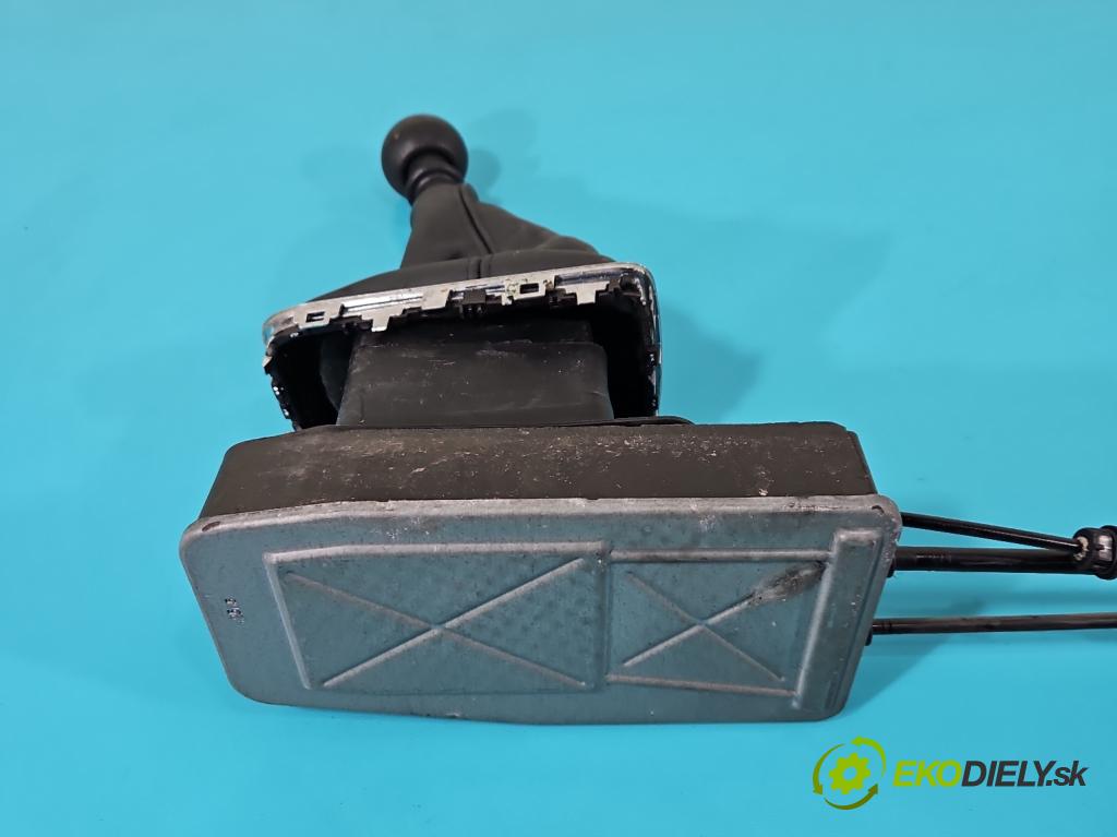 Citroen C5 II 2008-2017 2.0 hdi 140 HP manual 103 kW 1997 cm3 4- Páka: Změny: stupeň,rýchlosť 96877154XT (Rýchlostná páka (kulisa))