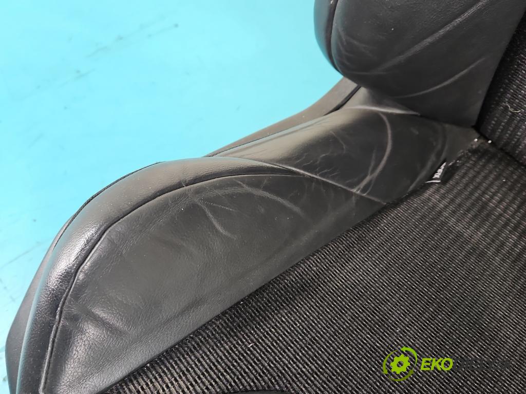 Citroen C5 II 2008-2017 2.0 hdi 140 HP manual 103 kW 1997 cm3 4- Sedačka pravý  (Sedačky, sedadlá)