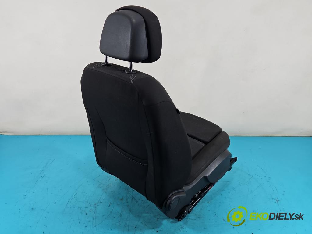 Opel Meriva B 2010-2017 1.4 16v 101 HP manual 74 kW 1398 cm3 5- Sedačka pravý  (Sedačky, sedadlá)